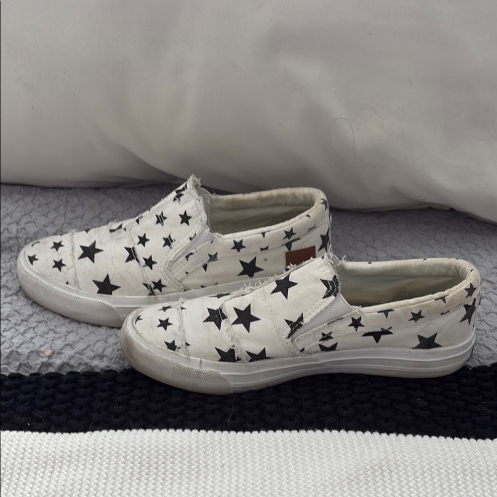Blowfish Black and White Star Sneakers